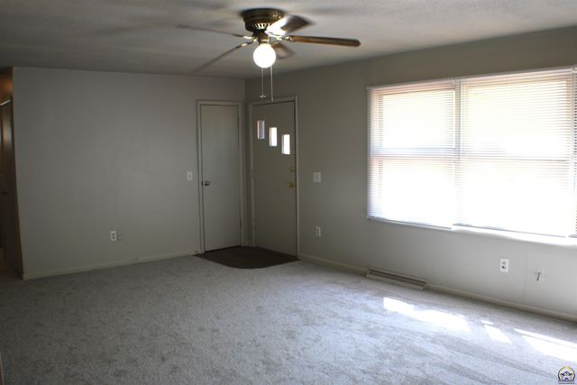 2526 SE Colorado AVE, Topeka, KS 66604