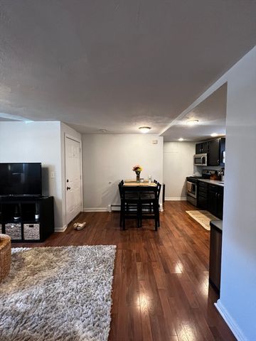 224 West 6th 2, Boston, MA 02127