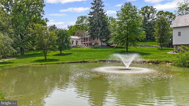 154 CALVARY CHURCH RD, Wrightsville, PA 17368