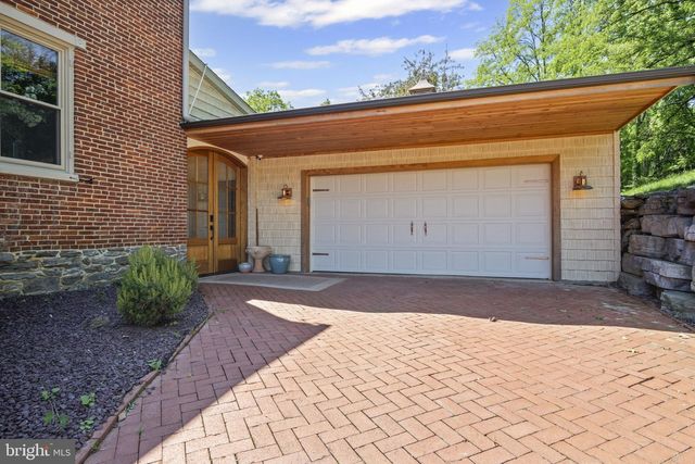 154 CALVARY CHURCH RD, Wrightsville, PA 17368