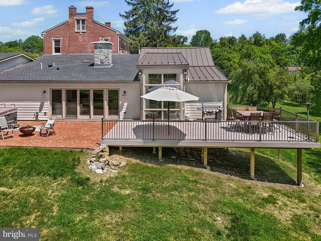 154 CALVARY CHURCH RD, Wrightsville, PA 17368