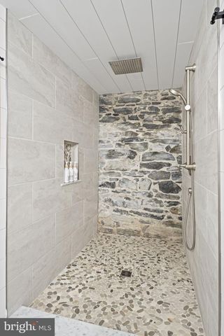 154 CALVARY CHURCH RD, Wrightsville, PA 17368