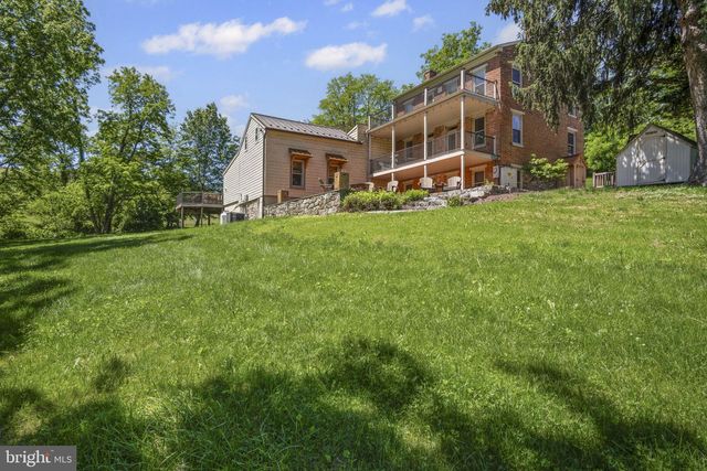 154 CALVARY CHURCH RD, Wrightsville, PA 17368