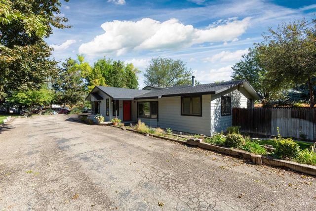 150 E Hubbard, Kuna, ID 83634