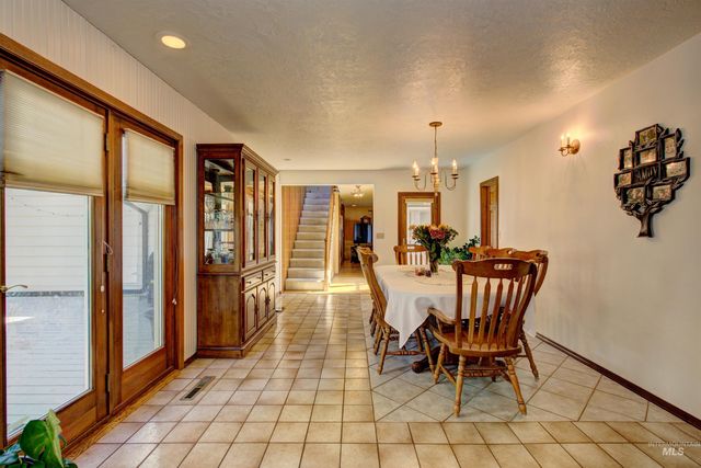 150 E Hubbard, Kuna, ID 83634