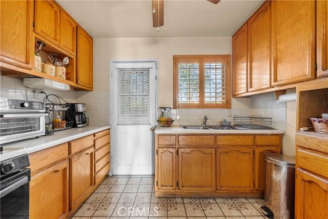 5658 Willowcrest Ave, North Hollywood (los Angeles), CA 91601