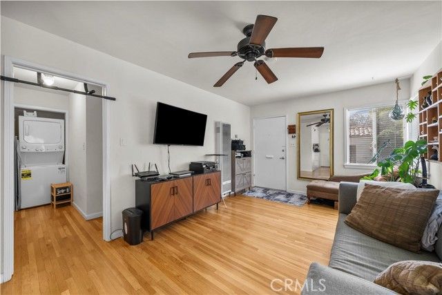 5658 Willowcrest Ave, North Hollywood (los Angeles), CA 91601