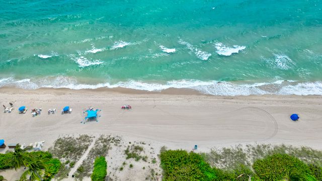4117 Bougainvilla Drive, Lauderdale-By-The-Sea, Lauderdale By The Sea, FL 33308