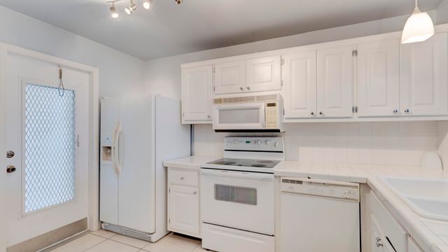 4117 Bougainvilla Drive, Lauderdale-By-The-Sea, Lauderdale By The Sea, FL 33308