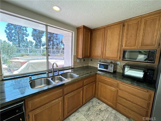 8132 E Hillsdale, Orange, CA 92869