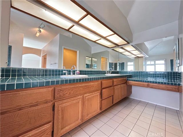 8132 E Hillsdale, Orange, CA 92869