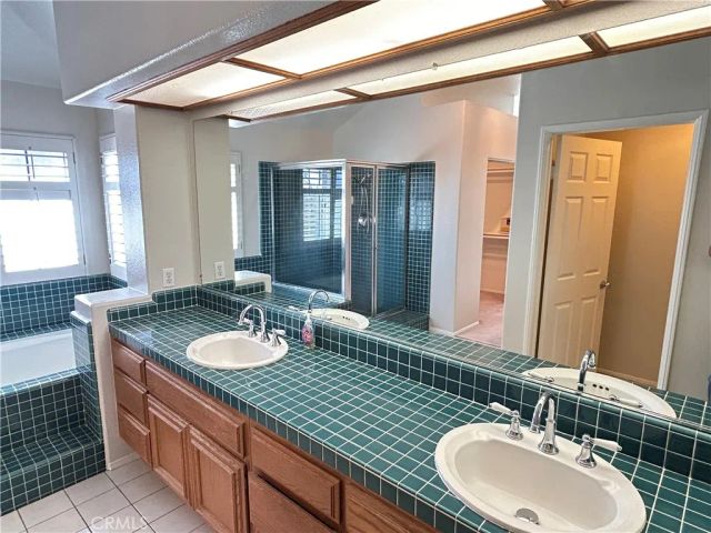 8132 E Hillsdale, Orange, CA 92869