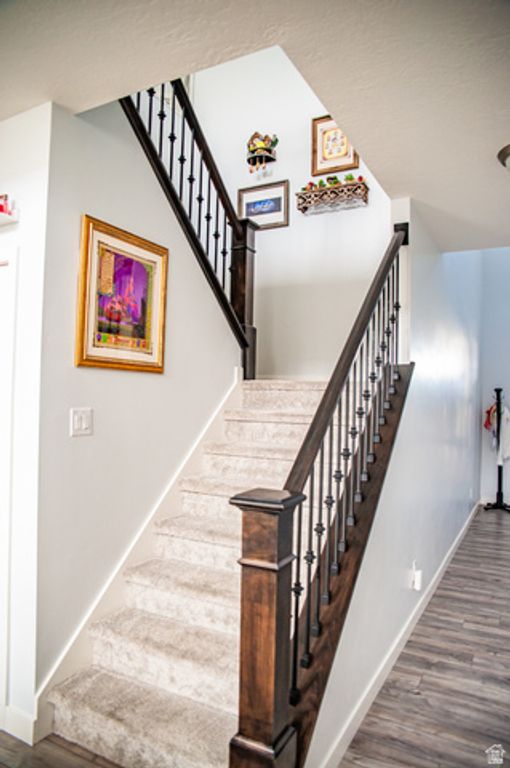 Image 22 of property listing at 2353 W THOMAS CT, Syracuse, UT 84075