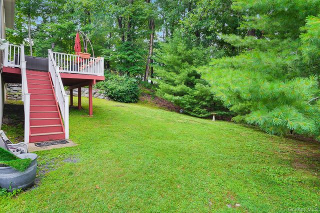 5 Sherwood Court, Highland Mills, NY 10930