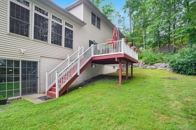 5 Sherwood Court, Highland Mills, NY 10930