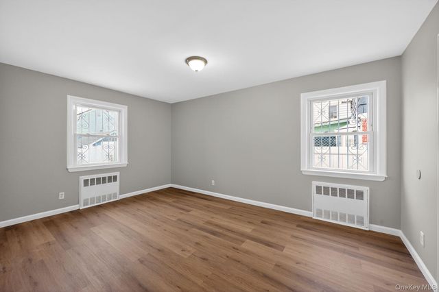 10424 208th Street, Queens Village, NY 11429