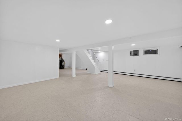 10424 208th Street, Queens Village, NY 11429