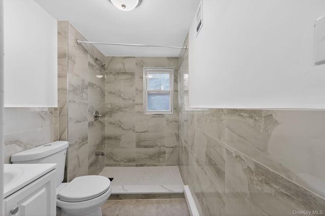 10424 208th Street, Queens Village, NY 11429