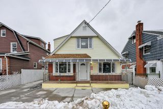 10424 208th Street, Queens Village, NY 11429