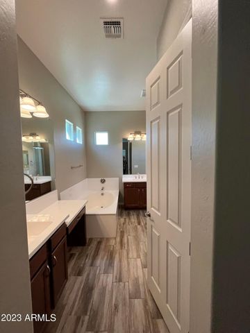 4225 E Ronald Street, Gilbert, AZ 85295