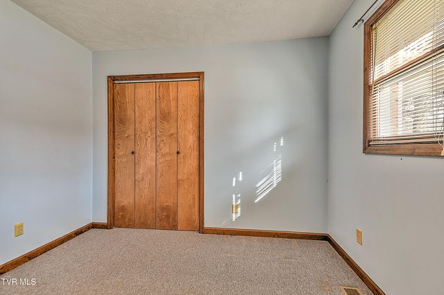 1363 North Highway 91, Elizabethton, TN 37643