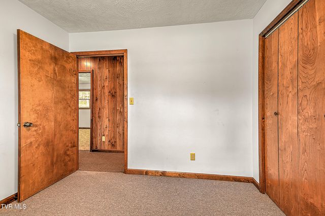 1363 North Highway 91, Elizabethton, TN 37643