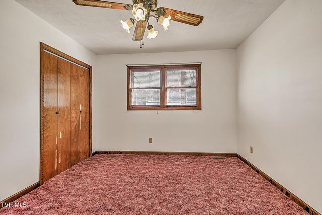 1363 North Highway 91, Elizabethton, TN 37643