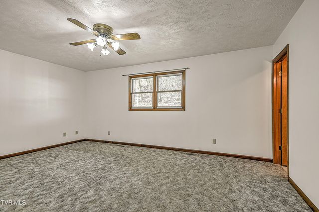 1363 North Highway 91, Elizabethton, TN 37643