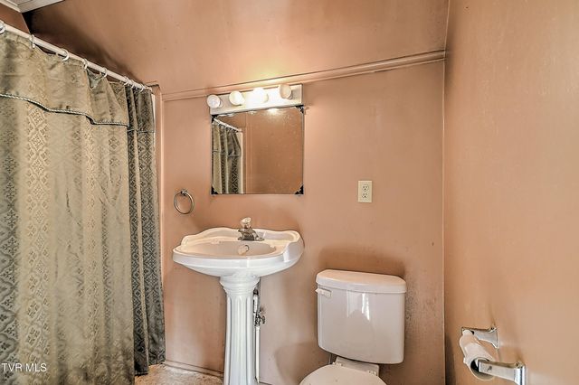 1363 North Highway 91, Elizabethton, TN 37643