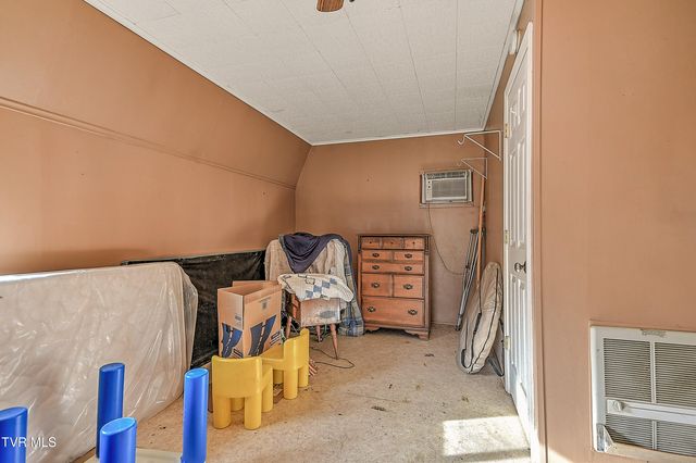 1363 North Highway 91, Elizabethton, TN 37643