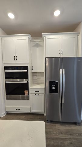 124 Vanguard Drive, La Vergne, TN 37086