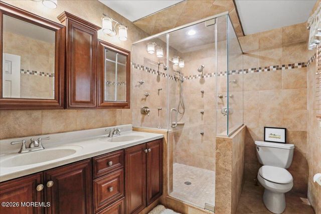 443 W Lake Avenue, Oakhurst, NJ 07755
