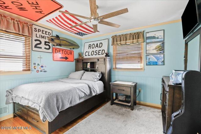 443 W Lake Avenue, Oakhurst, NJ 07755