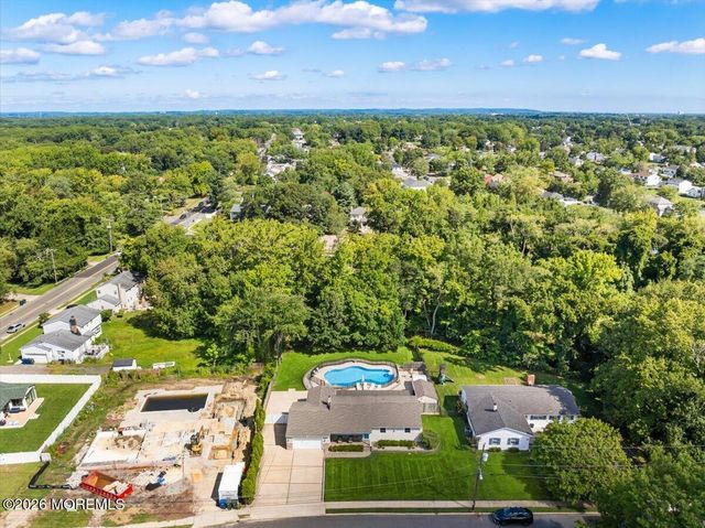443 W Lake Avenue, Oakhurst, NJ 07755