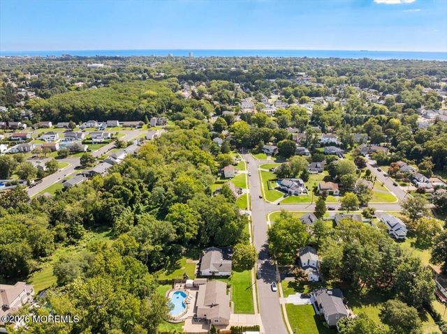 443 W Lake Avenue, Oakhurst, NJ 07755