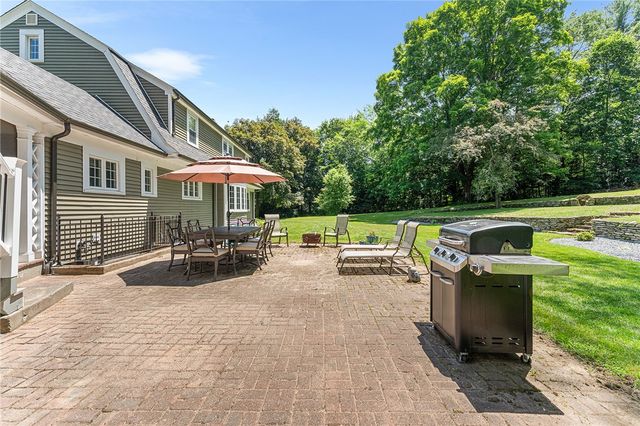 730 Victory Highway, North Smithfield, RI 02896