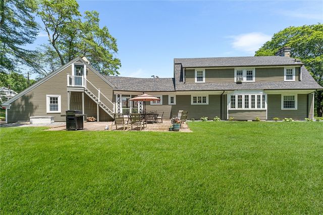 730 Victory Highway, North Smithfield, RI 02896