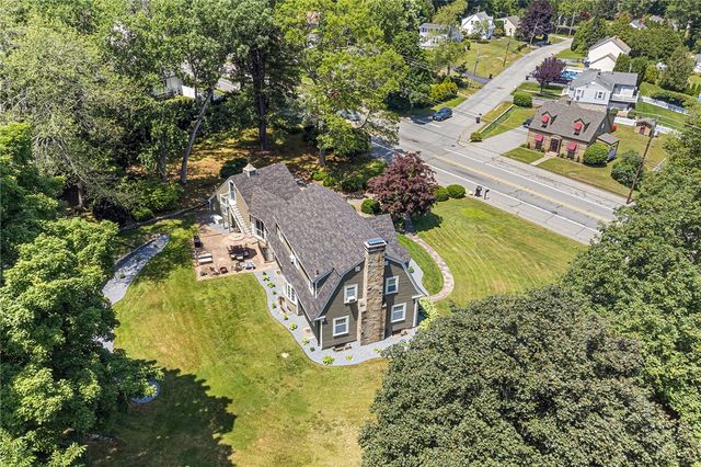 730 Victory Highway, North Smithfield, RI 02896