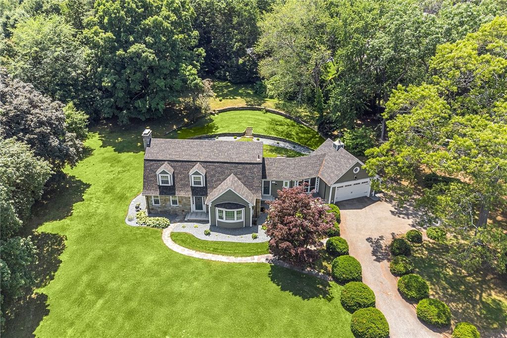 730 Victory Highway, North Smithfield, RI 02896