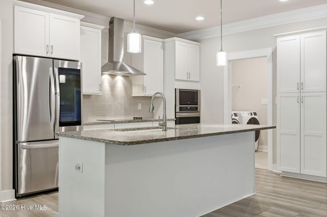 102 Richmond Road, Foxfire Village, NC 27281