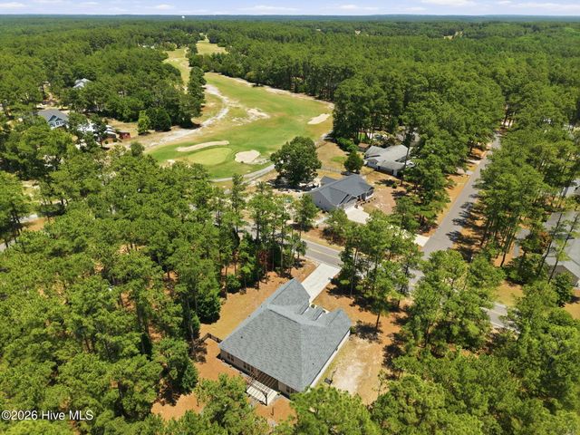 102 Richmond Road, Foxfire Village, NC 27281