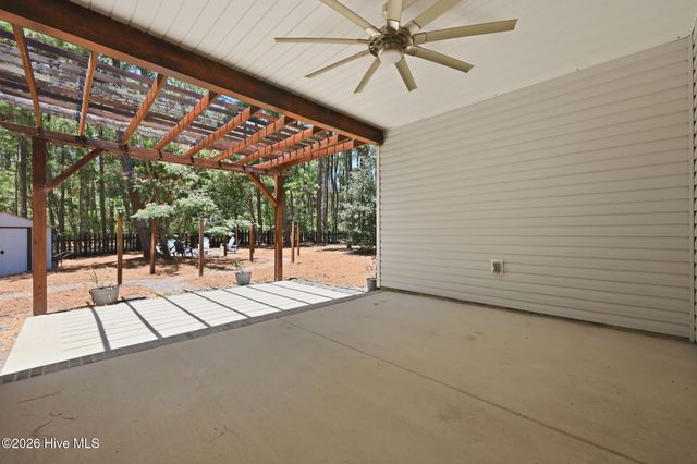 102 Richmond Road, Foxfire Village, NC 27281