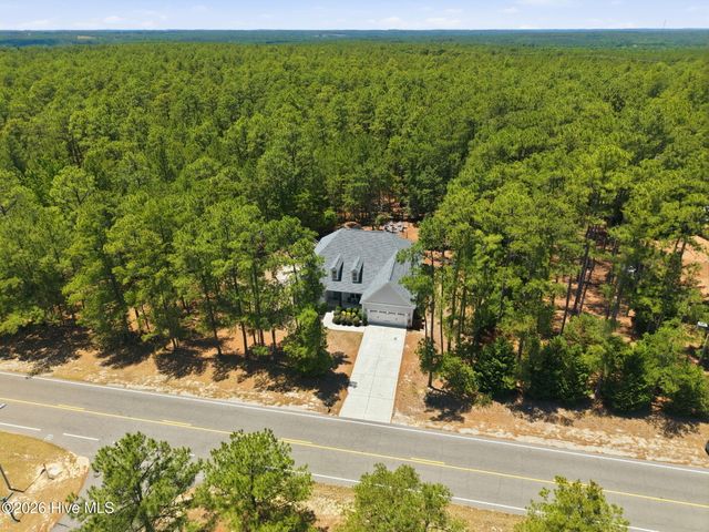 102 Richmond Road, Foxfire Village, NC 27281