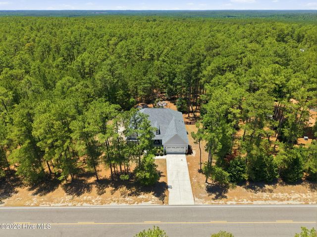 102 Richmond Road, Foxfire Village, NC 27281