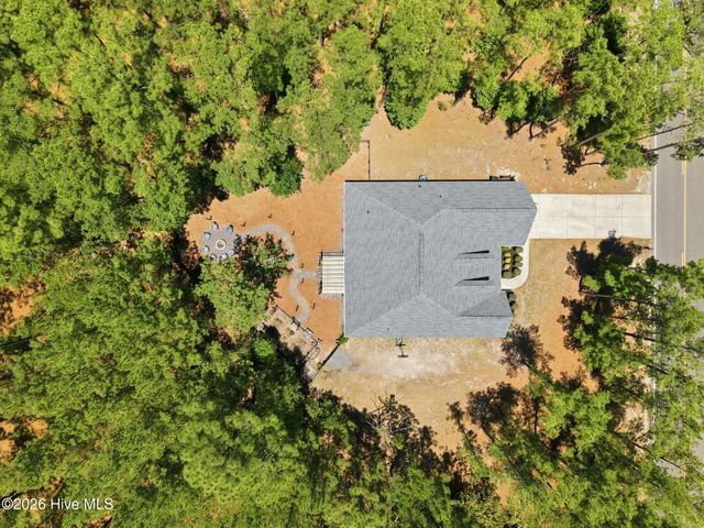 102 Richmond Road, Foxfire Village, NC 27281