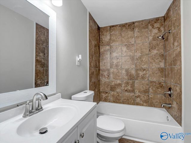 4319 Irondale Drive NW, Huntsville, AL 35810