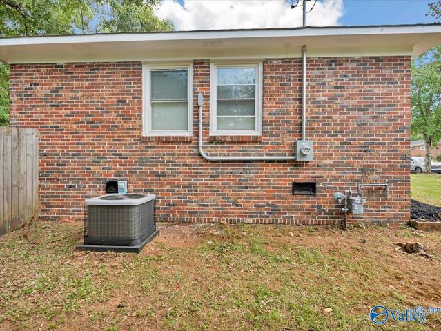 4319 Irondale Drive NW, Huntsville, AL 35810