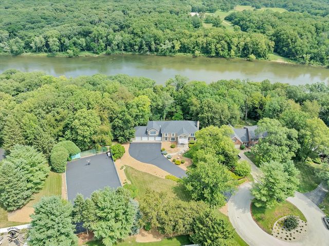 2471 Girard Turn, Kankakee, IL 60901