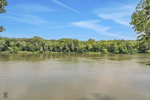 2471 Girard Turn, Kankakee, IL 60901