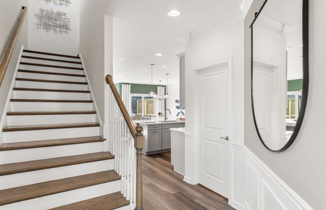 20 Emerald Run 59, Shrewsbury, MA 01545